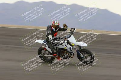 media/Jan-15-2023-SoCal Trackdays (Sun) [[c1237a034a]]/Bowl (1125am)/